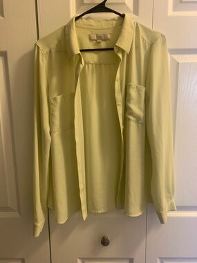 LOFT Light Yellow Long-Sleeve Button-Front Blouse